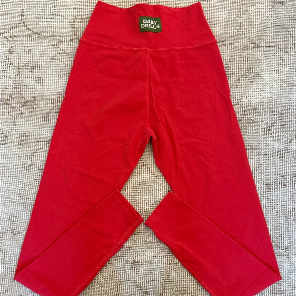 Daily Drills
GO! DRILLS leggings
Red
Small
Never worn